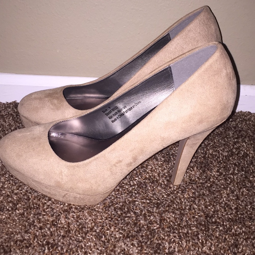 Tan heels
